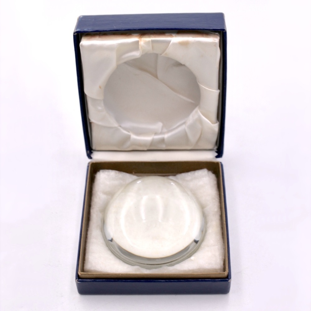 Baccarat Paperweight Magnifier Sulfide Crystal​